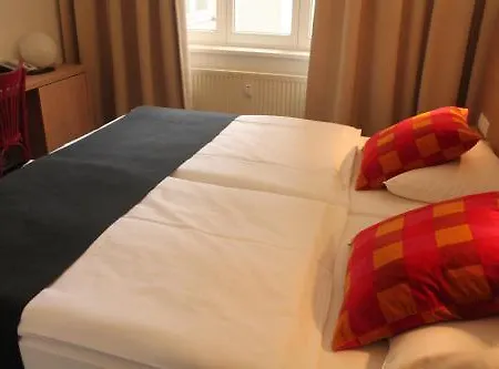 38 Hotel Berlin
